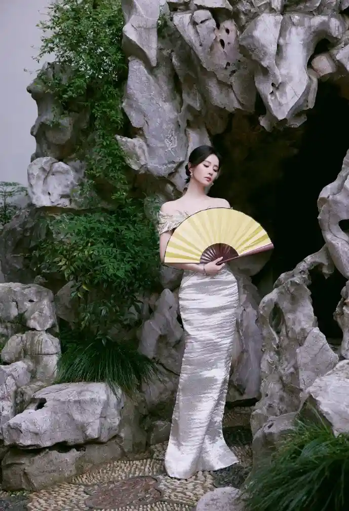 手游市场增长曲线